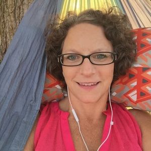 Meet your Posher, Juli